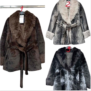 Kurtka z futerkiem  S-XL