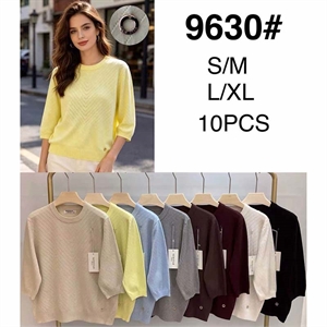 Sweter damski okrągły  S/M-L/XL