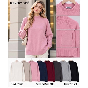 Sweter damski z półgolfem  S/M-L/XL