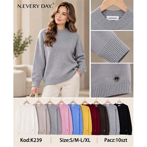Sweter damski z półgolfem  S/M-L/XL