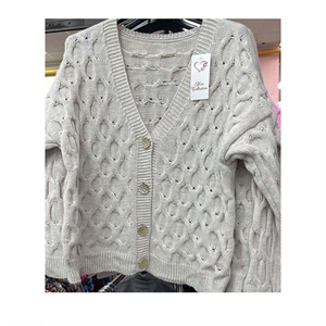 Sweter damski zapinany na guziki