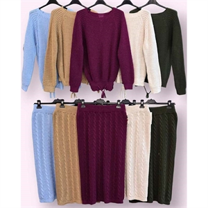 Komplet sweterkowy damski ze spódnicą - Produkt Włoski