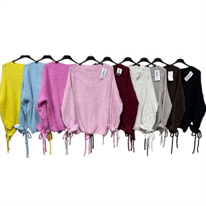 Sweter damski okrągły - Produkt Włoski