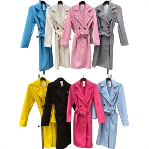 Płaszcz damski produkt Włoski