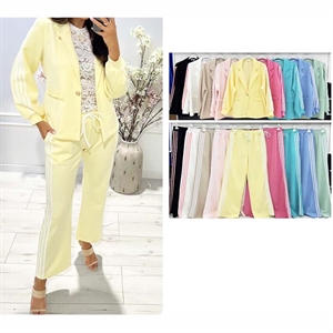 Komplet Marynarka + Spodnie produkt Włoski