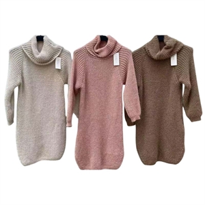 Sukienka sweterkowa damska z golfem