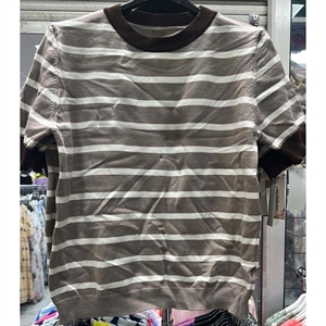 Sweter damski z krótkim rękawem