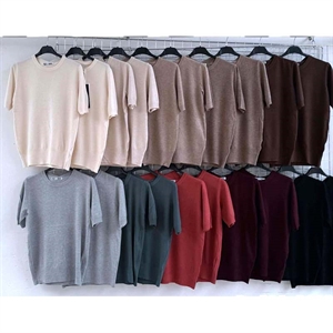 Sweter damski - Produkt Włoski
