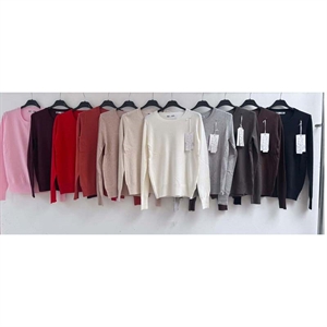 Sweter damski - Produkt Włoski