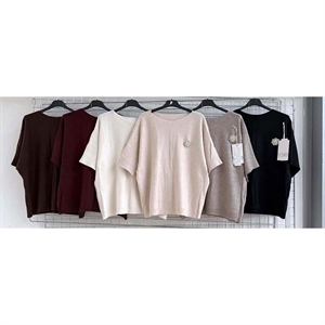 Sweter damski - Produkt Włoski