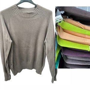 Sweter damski - Produkt Włoski