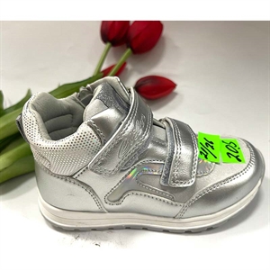 Buty sportowe 21-26