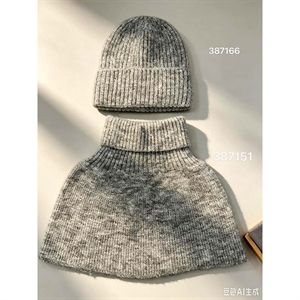 Komplet Czapka + Komin