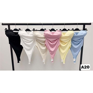 Body damskie bez rękawów produkt Włoski