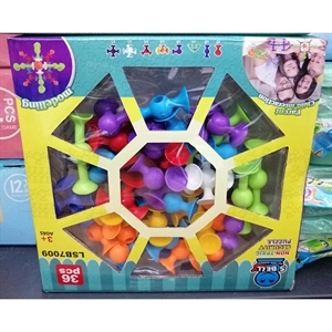 Składanie zabawek z klocków