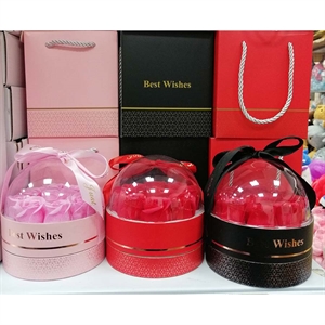 Prezent na walentynki - box z kwiatami