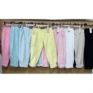 Spodnie sztruksowe damskie produkt Włoski