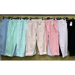 Spodnie sztruksowe damskie produkt Włoski