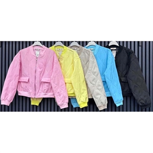 Kurtka damska produkt Włoski