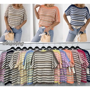 Sweter damski z krótkim rękawem