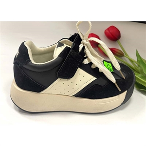 Buty sportowe 32-37
