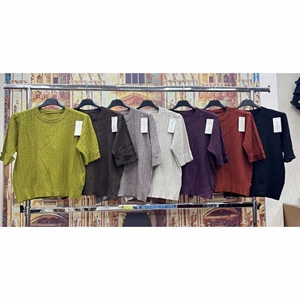 Sweter damski z krótkim rękawem