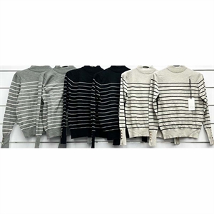 Sweter damski z półgolfem