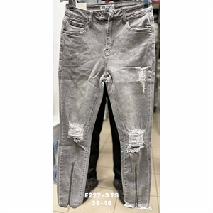 Jeansy damskie  38-48