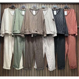 Komplet dresowy damski