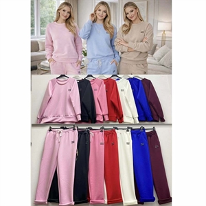 Komplet dresowy damski produkt Włoski