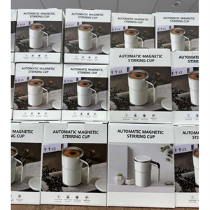 Automatyczny magnetyczny kubek mieszający