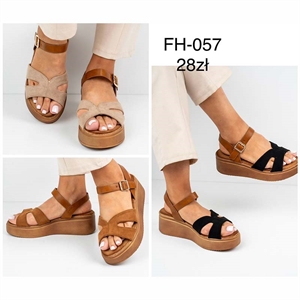 Sandały na koturnie  36-41