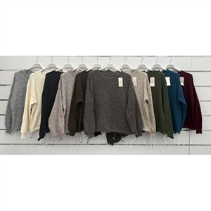 Sweter damski okrągły