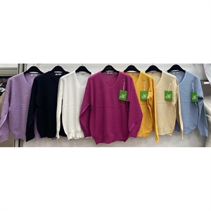 Sweter damski z dekoltem w serek  S/M-L/XL