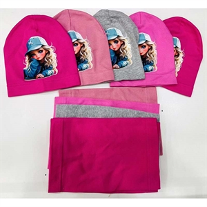 Komplet czapka + komin