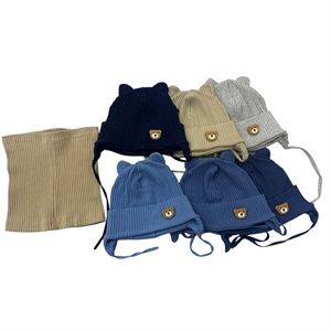 Komplet czapka + komin