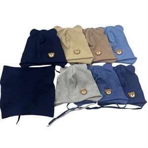 Komplet czapka + komin