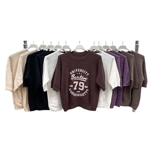 Sweter damski z krótkim rękawem