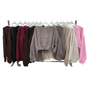 Sweter damski okrągły