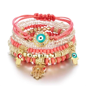 Zestaw 6 bransoletek na rękę z zawieszkami