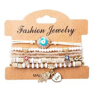 Zestaw 6 bransoletek na rękę z zawieszkami