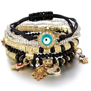 Zestaw 6 bransoletek na rękę z zawieszkami