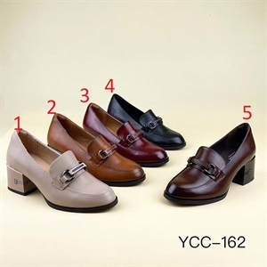 Buty wsuwane na obcasie 36-41