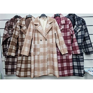 Płaszcz damski produkt Włoski