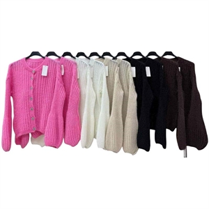 Sweter damski zapinany na guziki