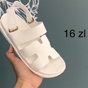 Płaskie sandały  36-41