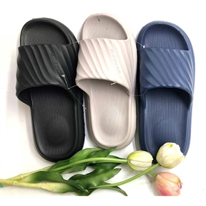 Klapki basenowe 40-45