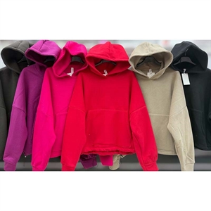 Bluza kangurka damska produkt Włoski