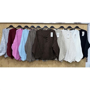 Sweter damski z dekoltem w serek