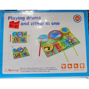 Zabawka – gra na bębnach i cytrze w jednym